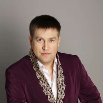 Артист Михаил Иванов