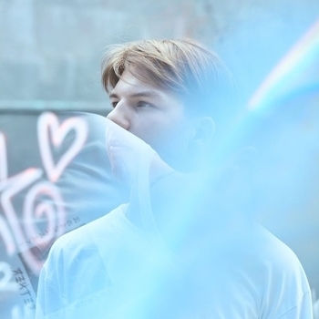 Øneheart - beyond the veil