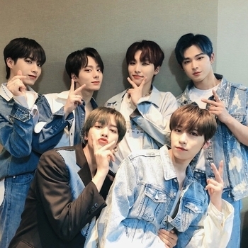 Oneus - X