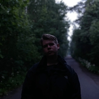 Hugeloud - Звезды смотрят вниз