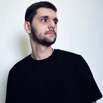 Gercek - Глупый, молодой