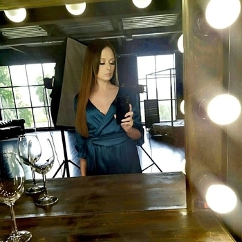 Ольга Безлуцкая и Соня Белькевич - Дома ждут (2022)