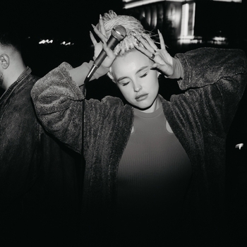 Lilova - Падает