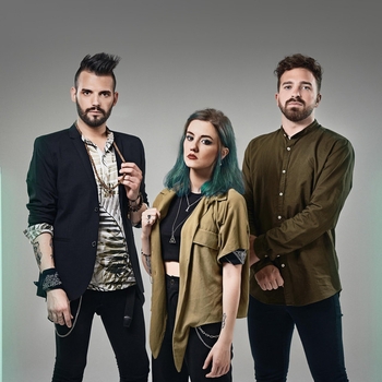 Артист Halflives