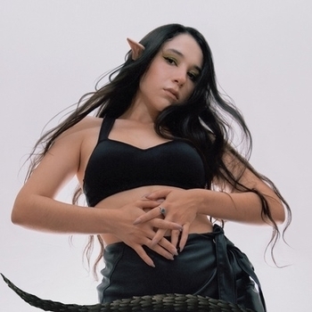 Karina Lurmish - Посмотри в глаза (2023)