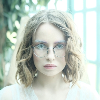 Артист Коробка