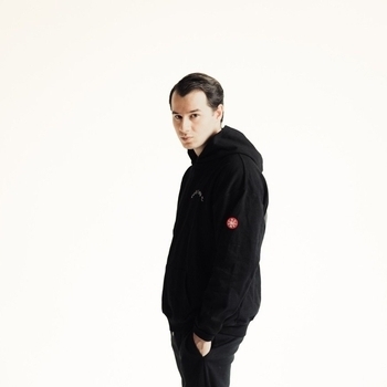 Hussain - Девочка на кайфе (2023)