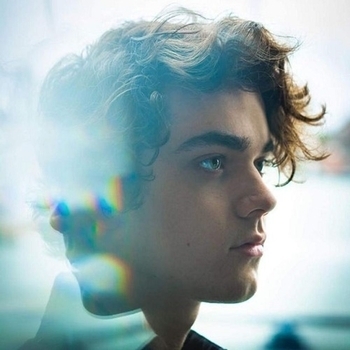 Alexander Stewart - Echo (Новинки 2022)