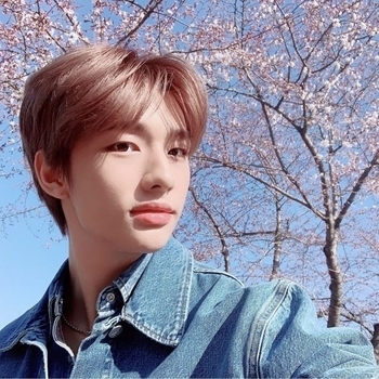 Hyunjin (Stray Kids) - Lover