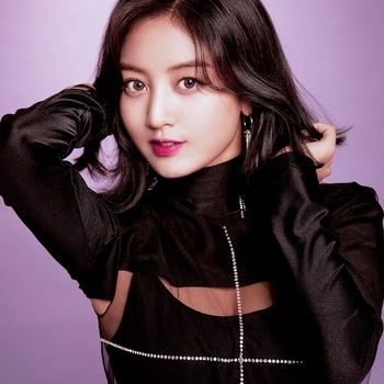 Jihyo (Twice) feat Chaeyoung, Nayeon, Tzuyu - Daring Women (Single 2015)
