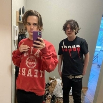 Scally Milano feat Uglystephan - Туда сюда миллионер