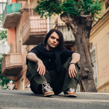 Sensee feat Becpot, Rileyn - Disconnect