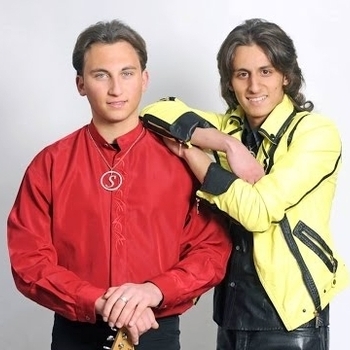 Alimkhanov A., Bee Lee, Romantic Avenue feat. Alimkhanov A. & Bee Lee, Romantic Avenue - Only Love