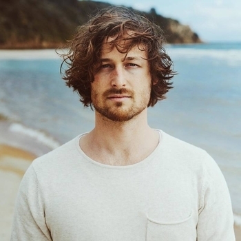 Артист Harrison Storm