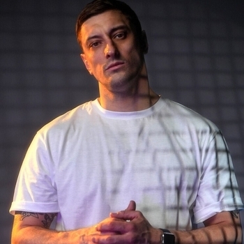 Джанки Джин feat Мастер Дрон - Там таз стелит