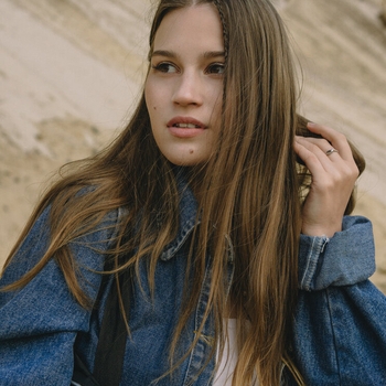 Losttoyland,Мартгорит - Первая Любовь