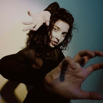 Йоко feat Moscillate - Беги