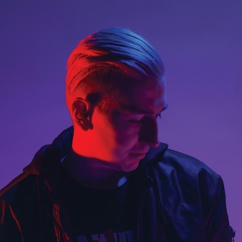 Twin Moons and The Lifted - Show Out (Rising 2017)