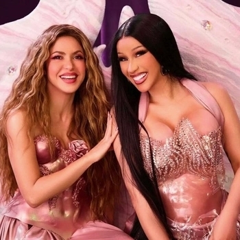 Артист Shakira feat Cardi B