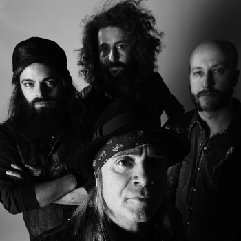 Wired Strings and Michael Kiwanuka - Love & Hate