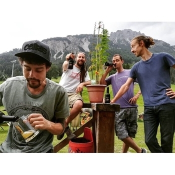 R.esistence in Dub and Longfingah, Paolo Baldini Dubfiles - Warning Dub (The Longfingah Attack 2020)