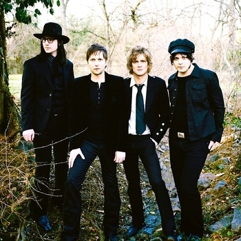 Артист The Raconteurs
