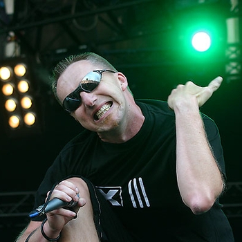 Suicide Commando and Unter Null - Monster (Unter Null Remix) (When Evil Speaks 2013)