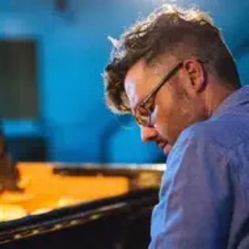 Tom Hodge - This Is How, Even Here, I Can Be Free (Музыка из фильма "Мавританец / The Mauritanian") (Детские Колыбельные И Сказки Для Сна)