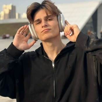 Мусим Ашуров, Mcкарамелька - Байт