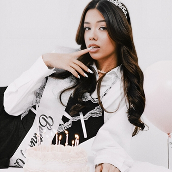 Mcкарамелька и Кира Тимралеева - Психушка