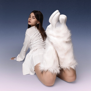 Ravilova - НЕ ТАКАЯ