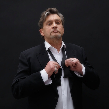 Артист Александр Домогаров