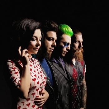 model - Bir Melek Vardı