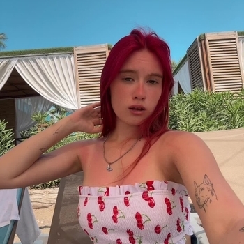 Соня Сафарова и Тёма Туленов - Сердечки (Рингтон) (2024)