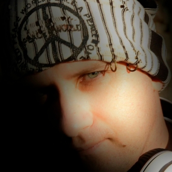 The Bestseller - Close To Me (Original Mix)