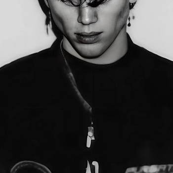 TommyMuzzic - Get You The Moon - Slowed & Reverbed