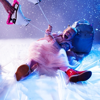 Дарина Козлова - Тусить