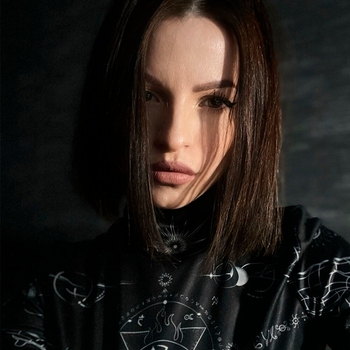 Lotus Queen - Sick Love