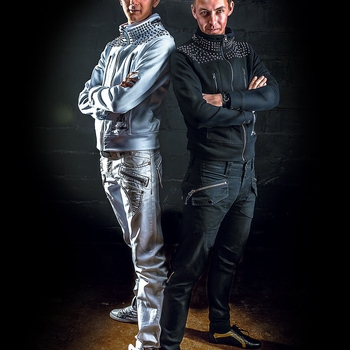 Astrofox - Velvet Rose