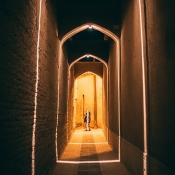 Riell feat Anthony Keyrouz - Back & Forth (Single 2020)