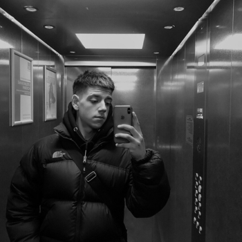 Hyzox - Love In 18 (Hardstyle)