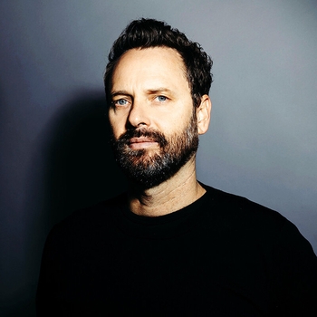 Dustin O'Halloran - We Move Lightly