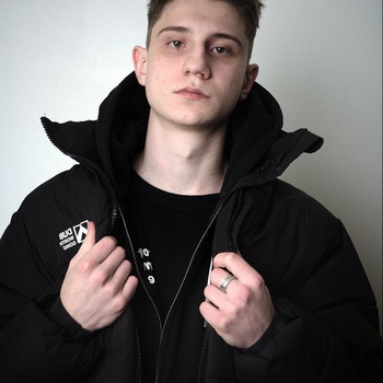 Артист ТРОЕТОЧИЕ