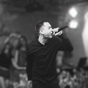 Moyak - Целуй не меня