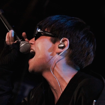 Eyescry feat Weeklyn - Gaara