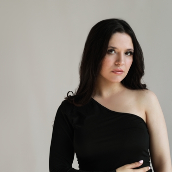 Алиса Малинина - Звенит январская вьюга