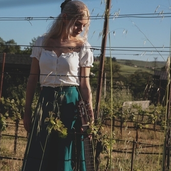 Lara Louise - Jardin D'hiver