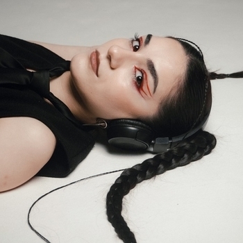 Manuela Alonso - Don't You Worry