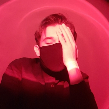 Den Yara, Staarz - Pornstar