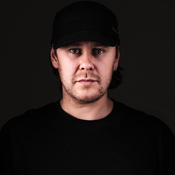 Roldan Morales - Mami